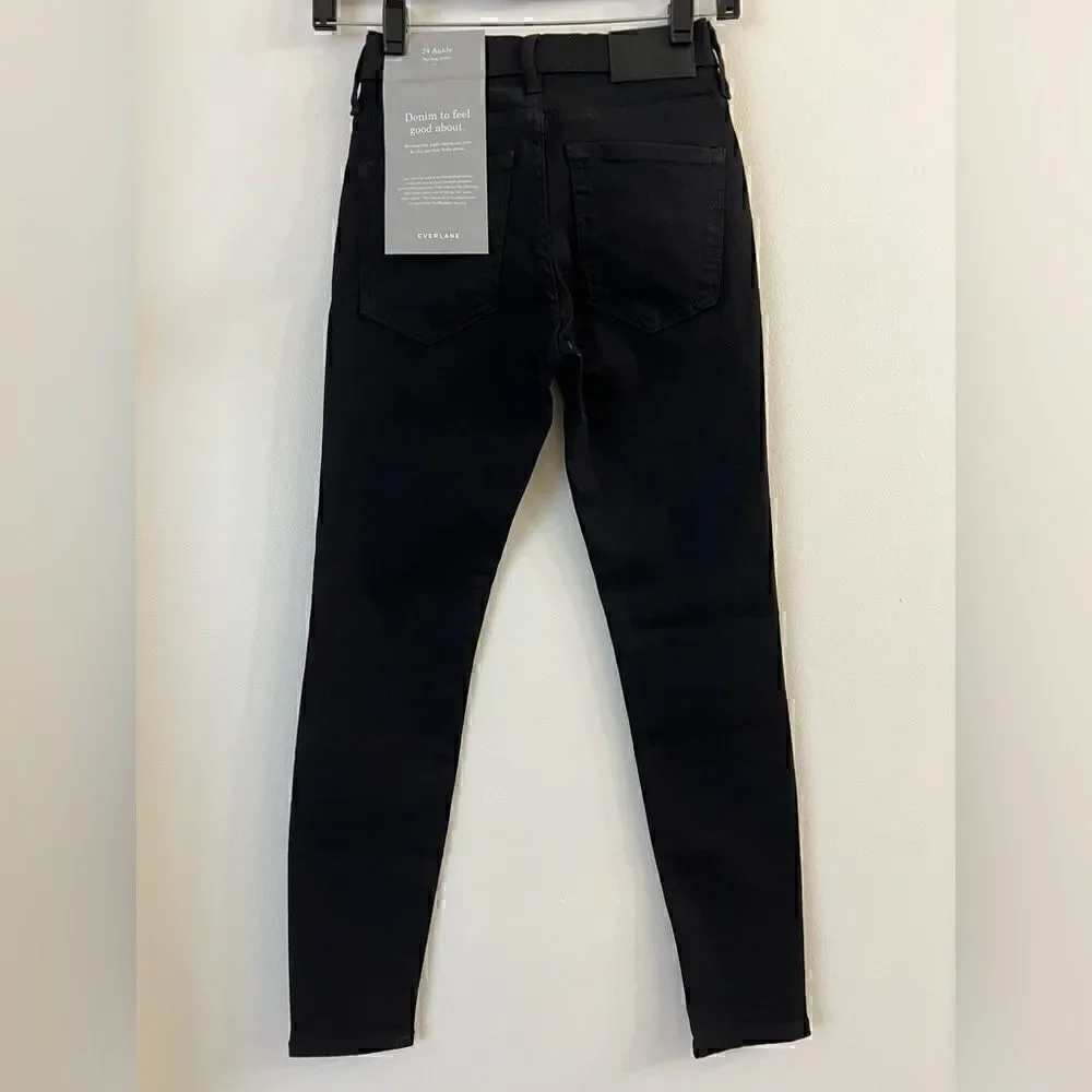 Everlane keep waist below